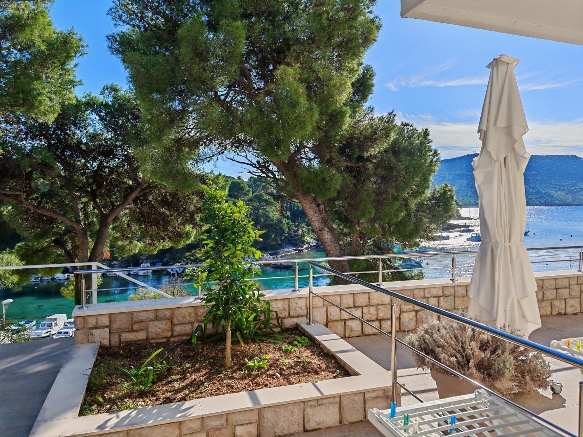 Apartment Paladin Primosten Exterior photo