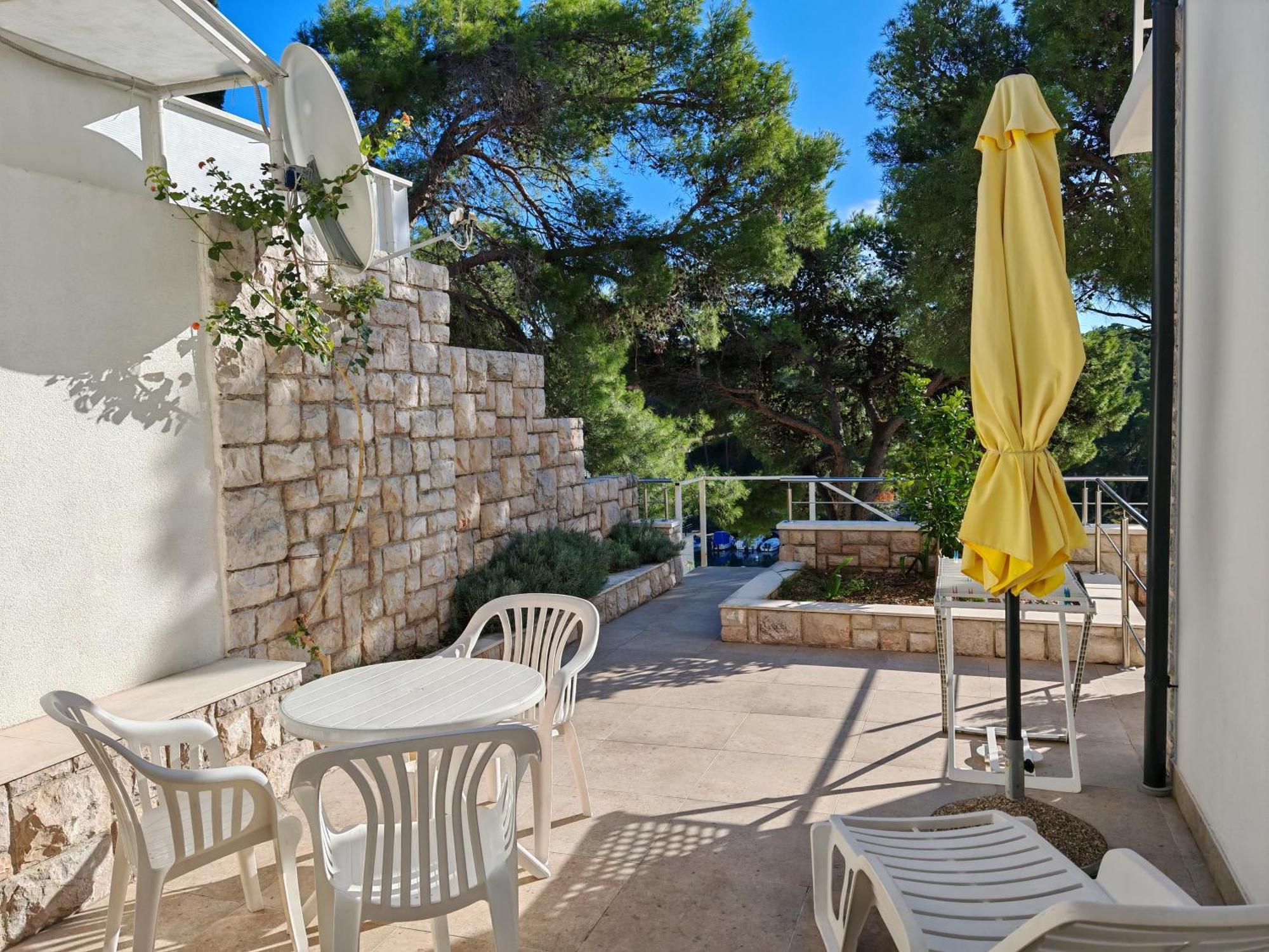 Apartment Paladin Primosten Exterior photo